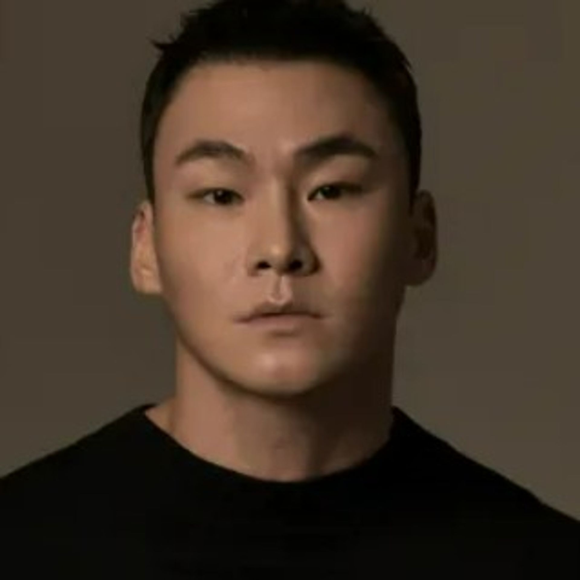 양다일