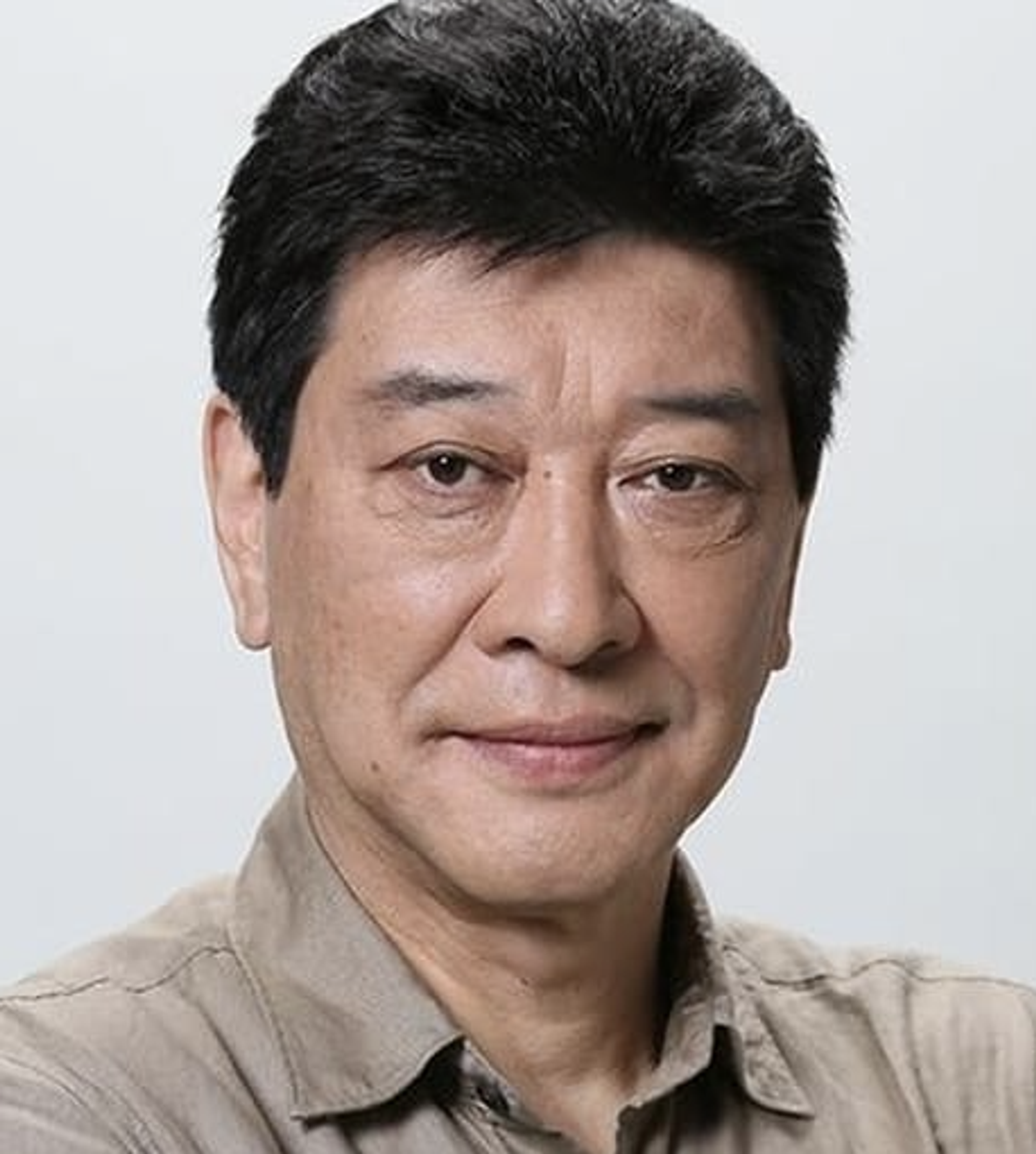 이소베 츠토무