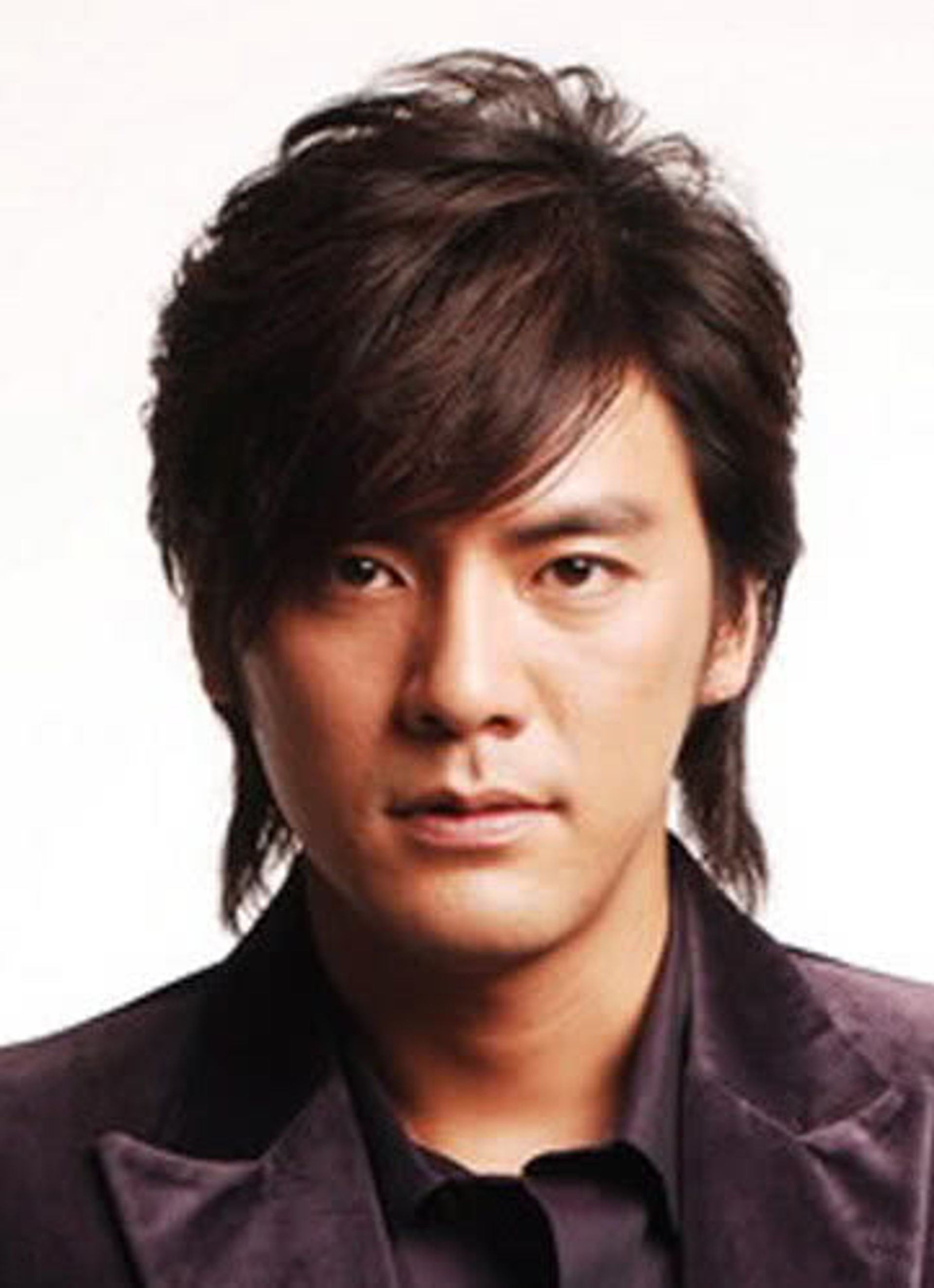 우줘한
