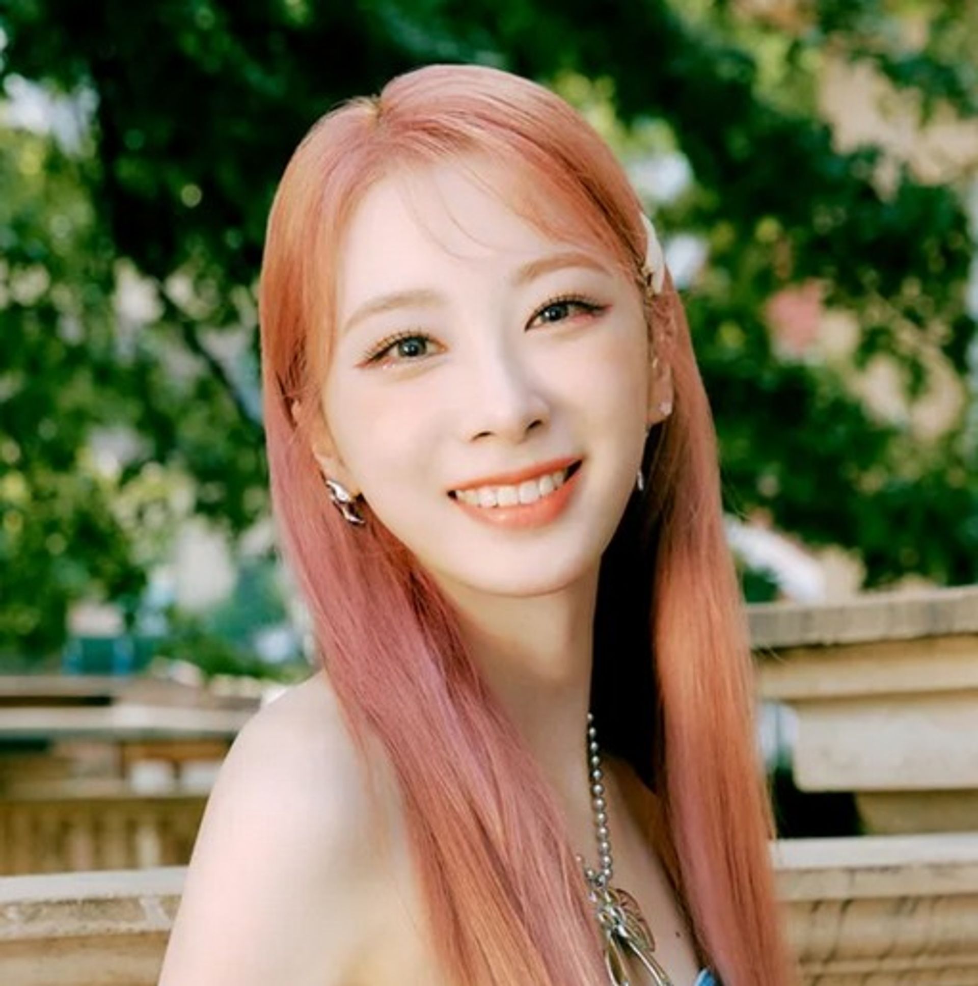 윤경