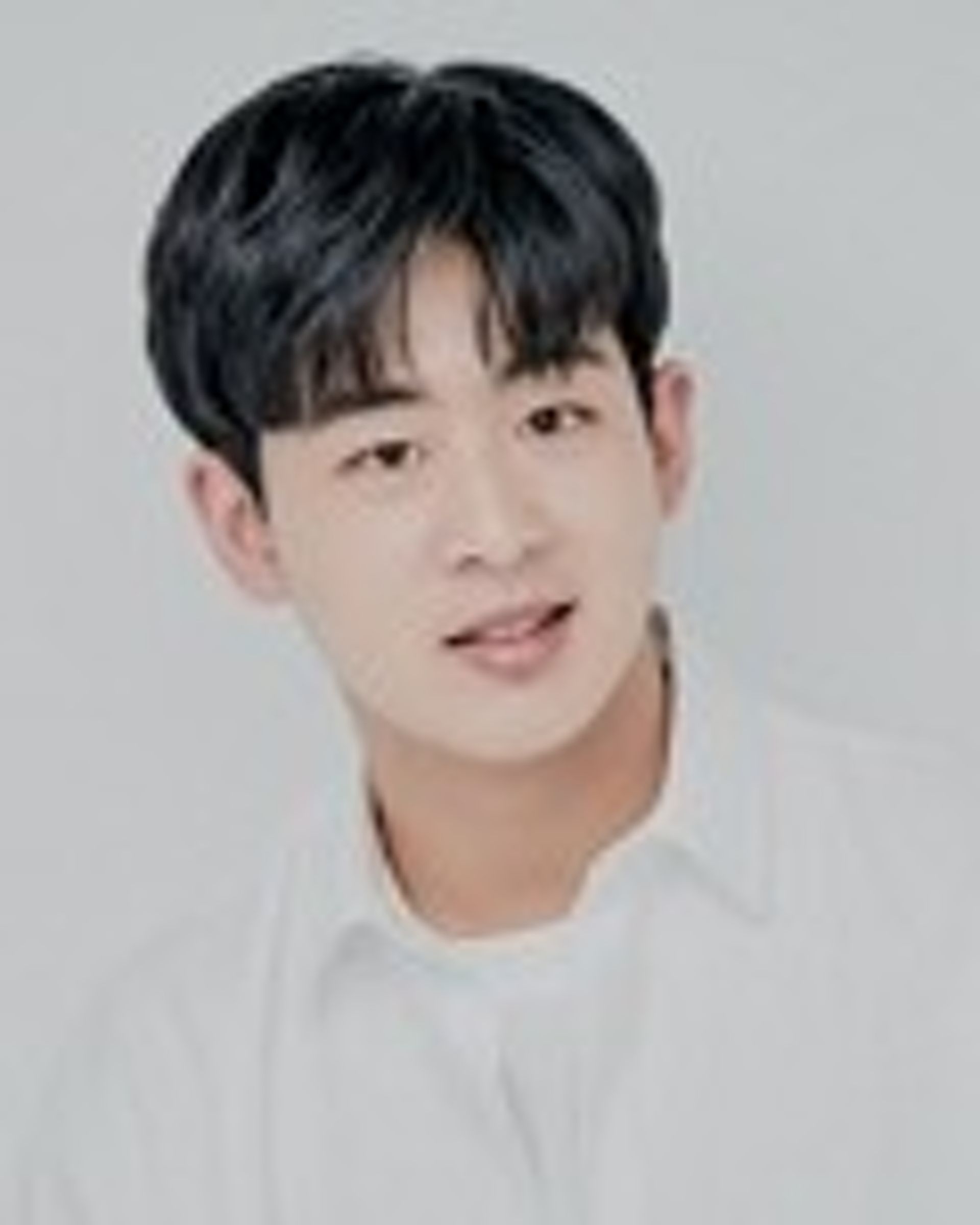 박진우