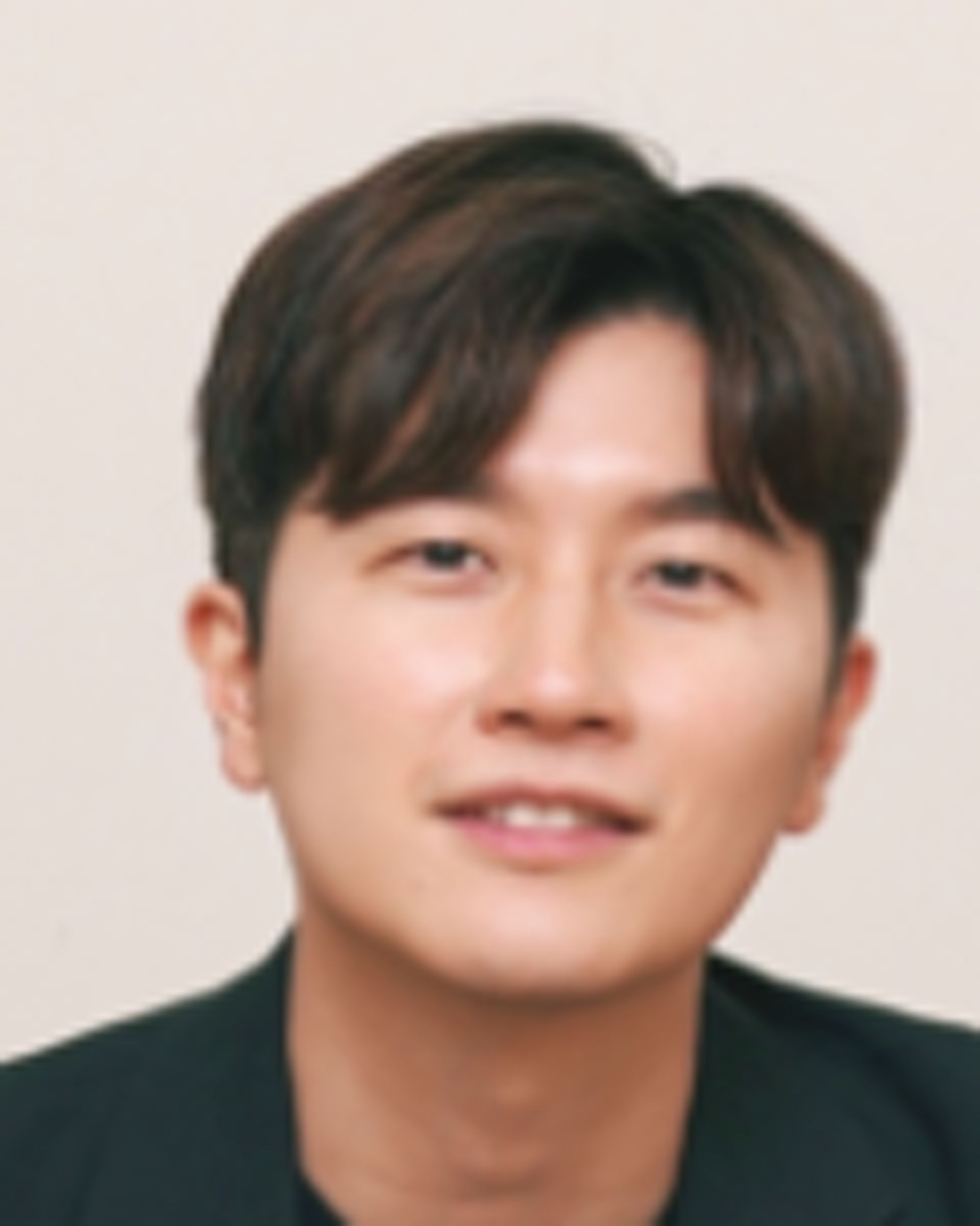 안영진