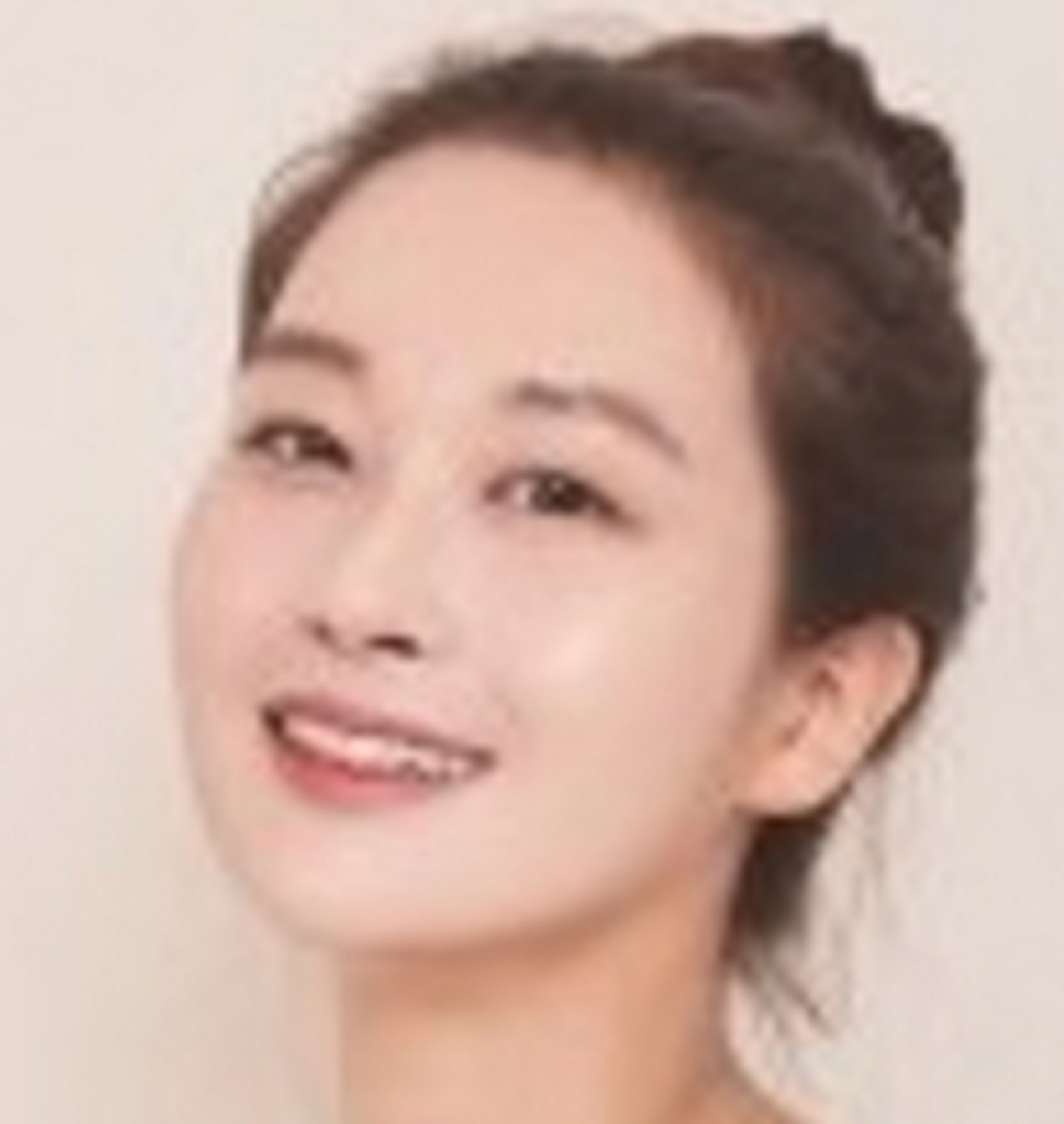 김지은