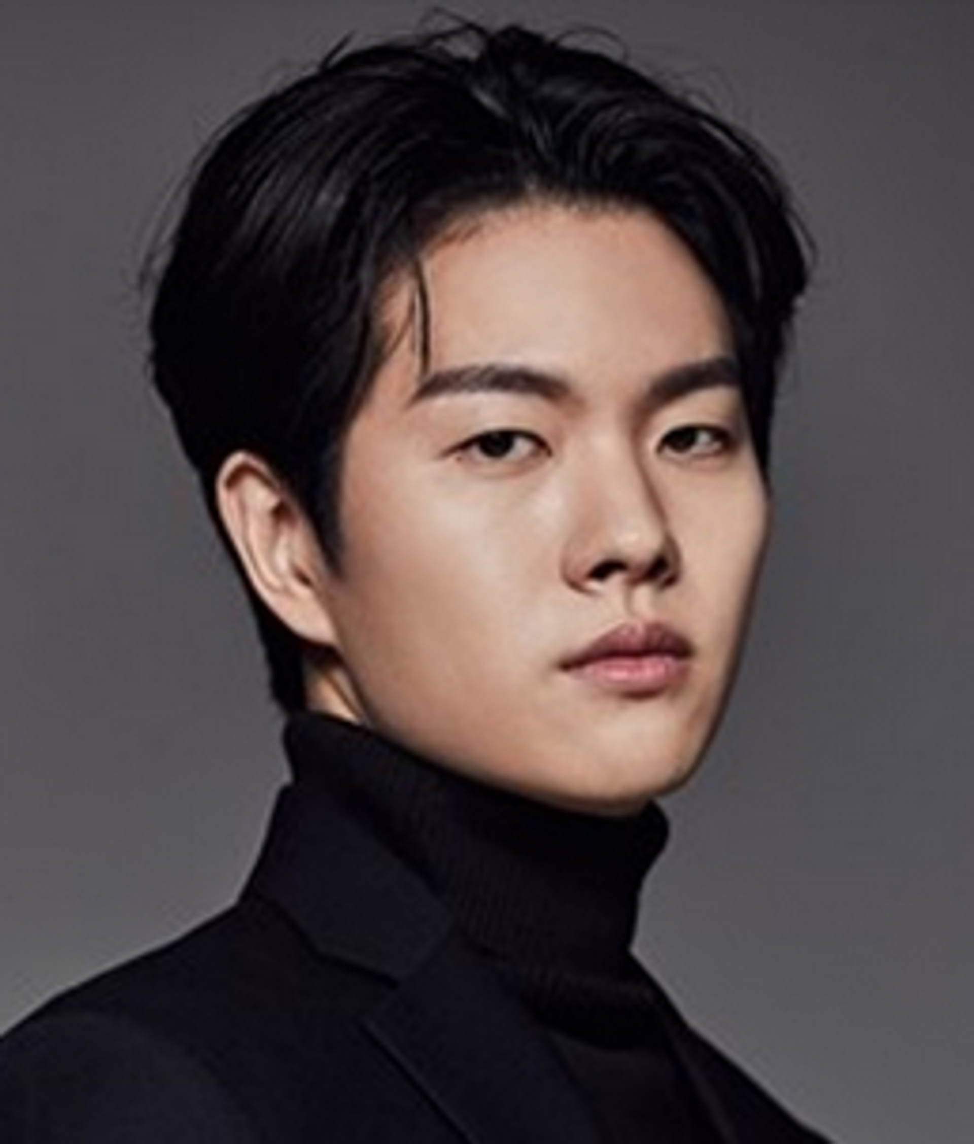 신용범