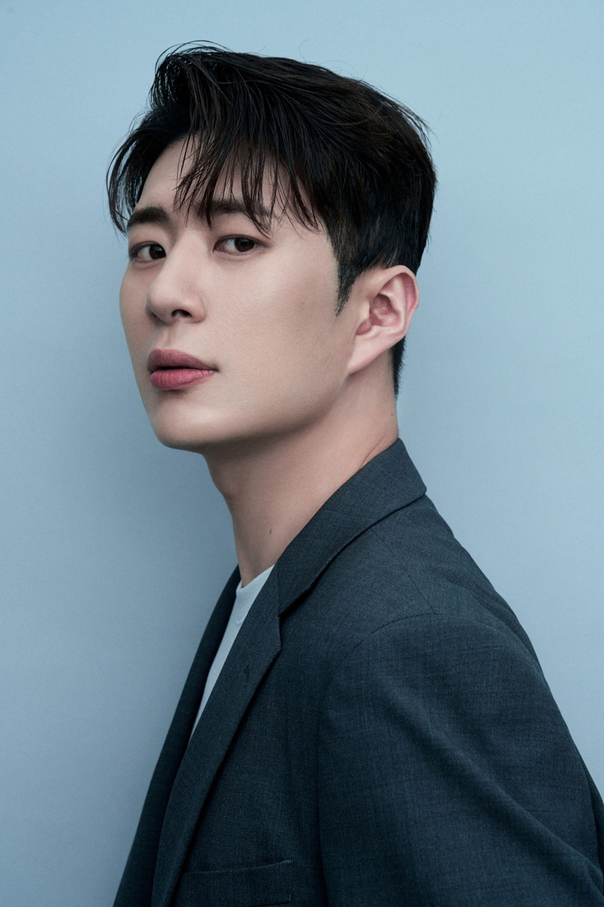 김진웅