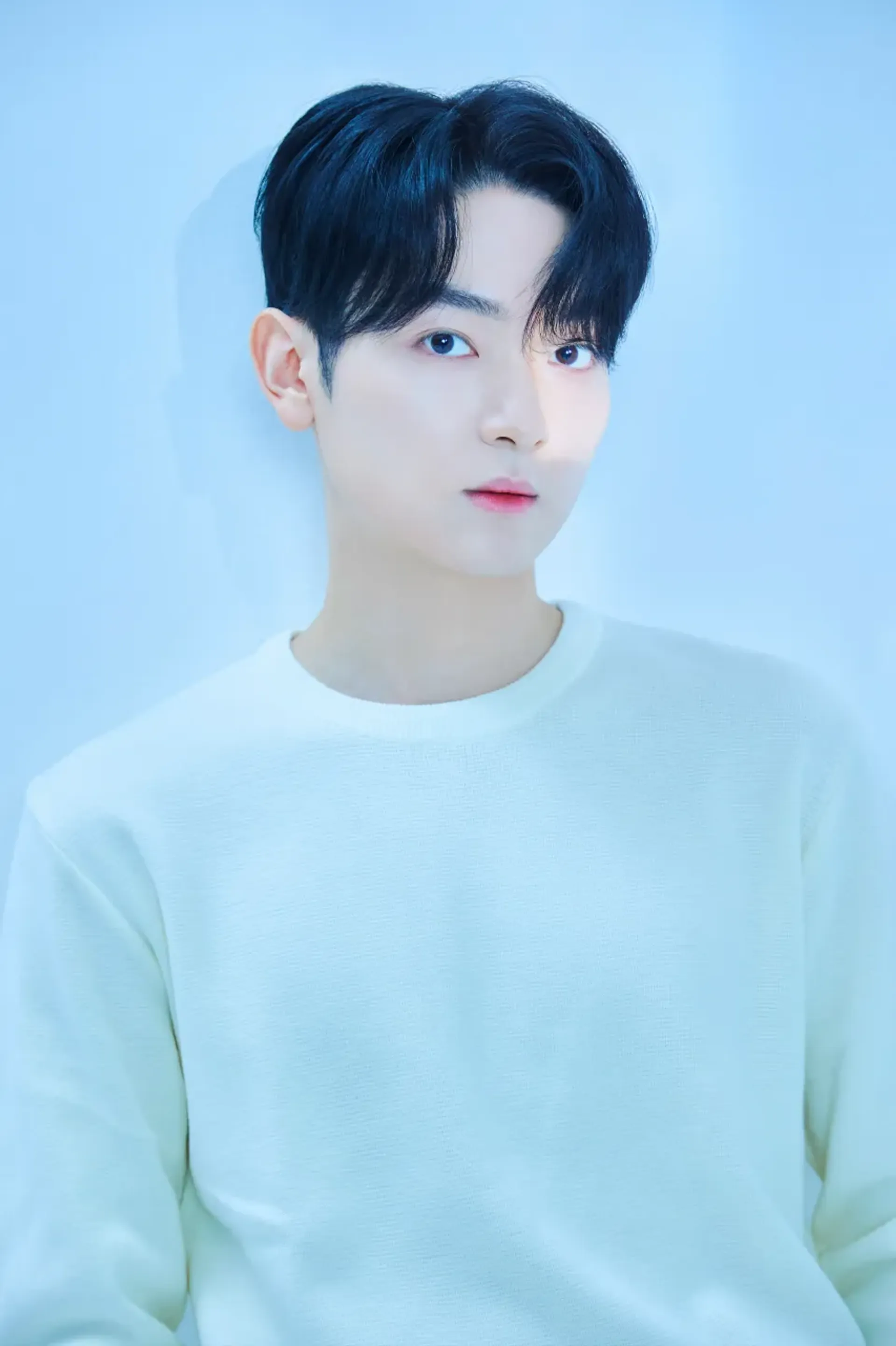 박건우
