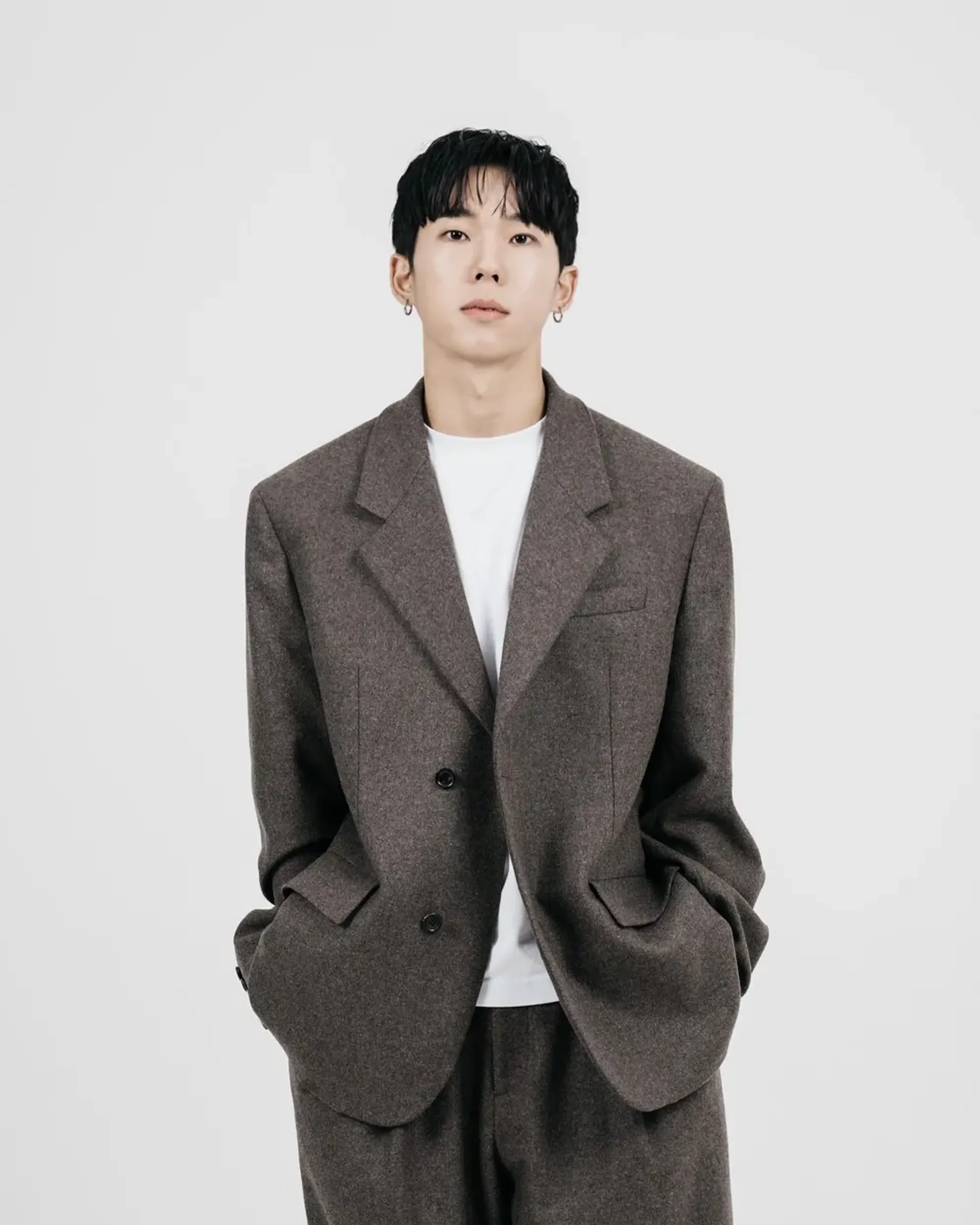 휴