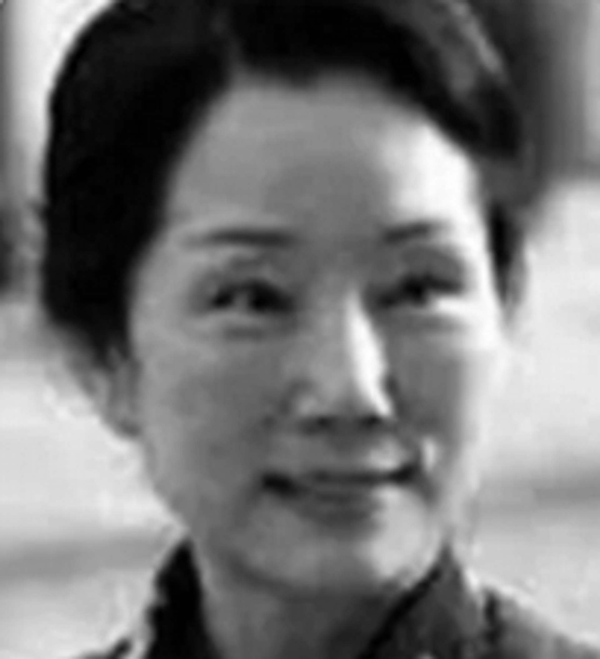 장희진