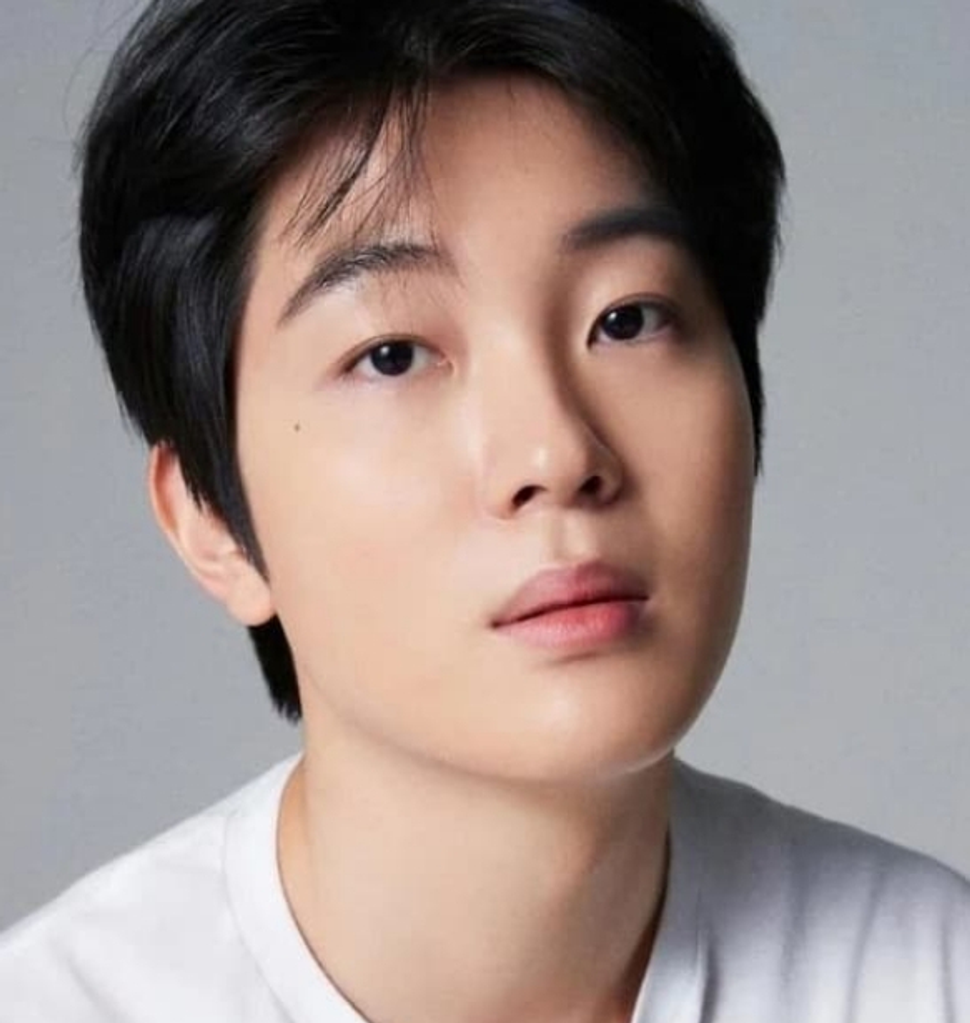 김진우