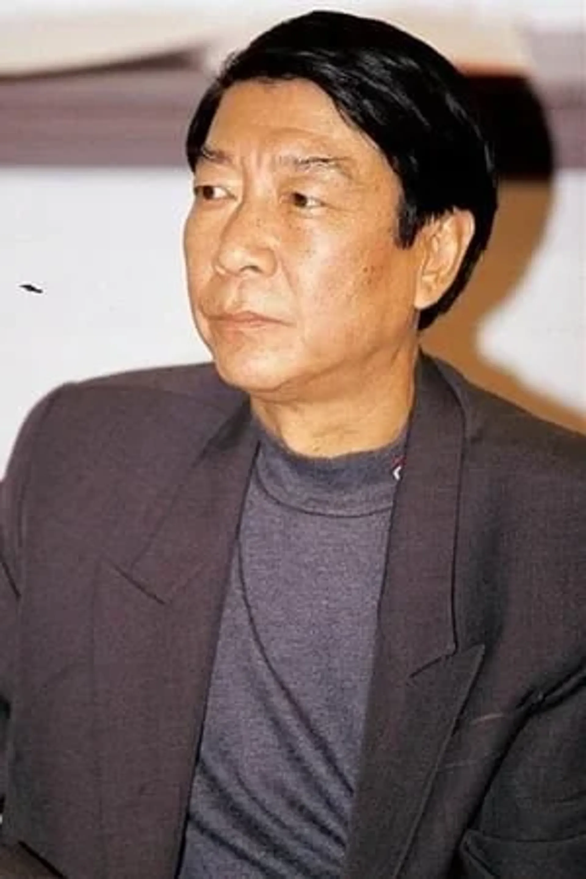 진아오쉰