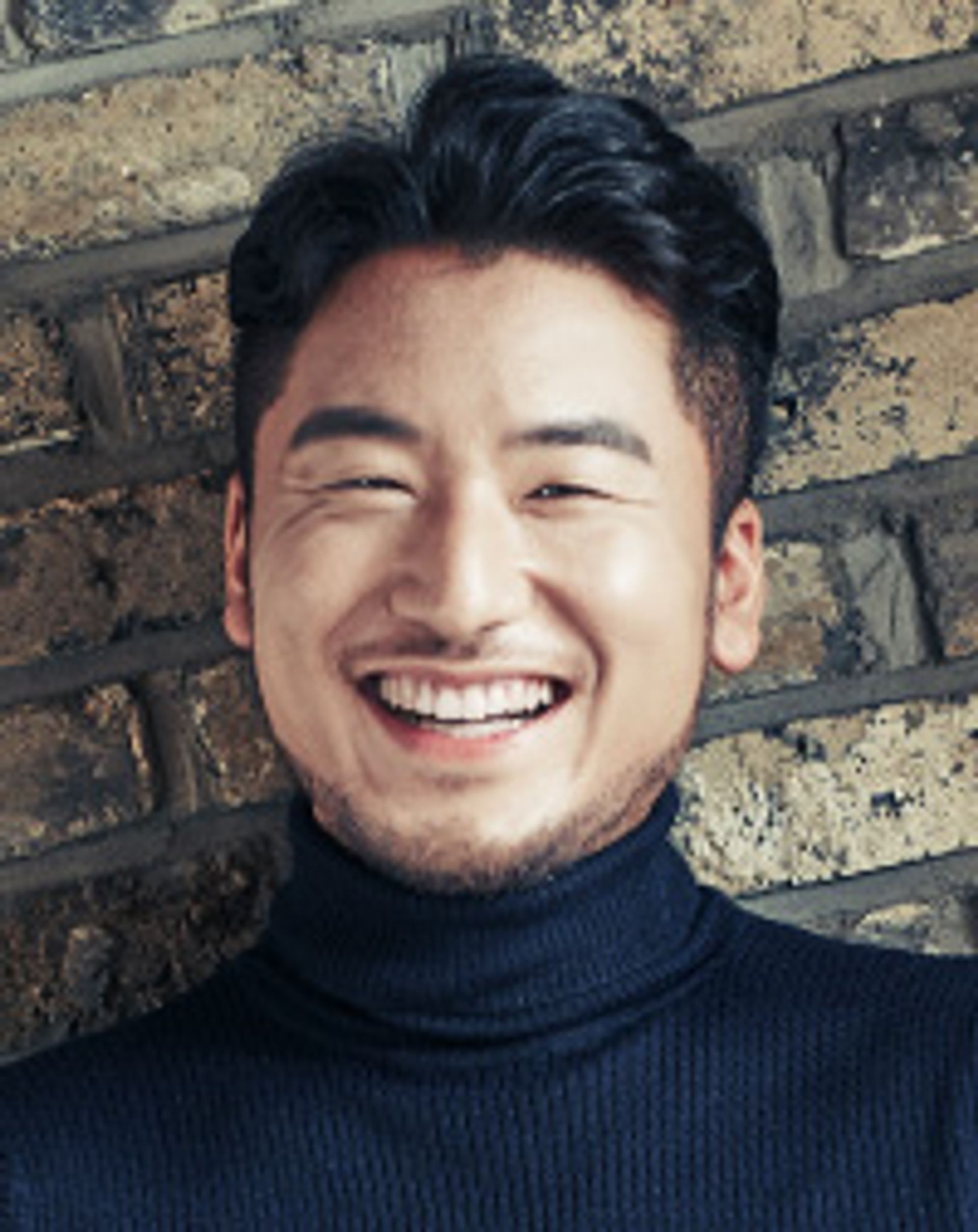 염인섭