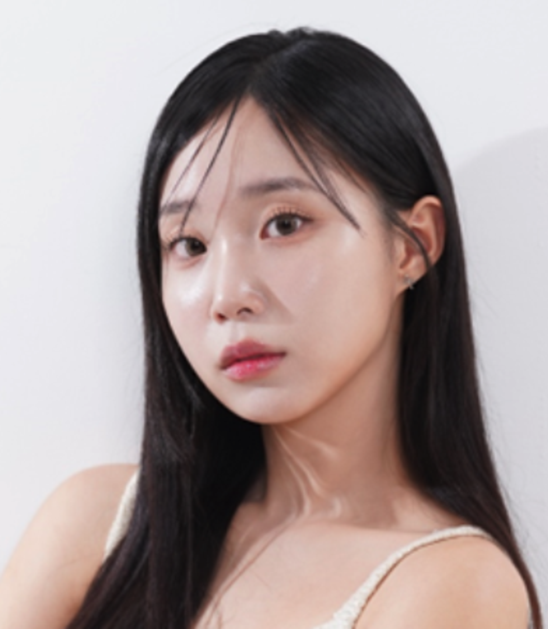 윤사라