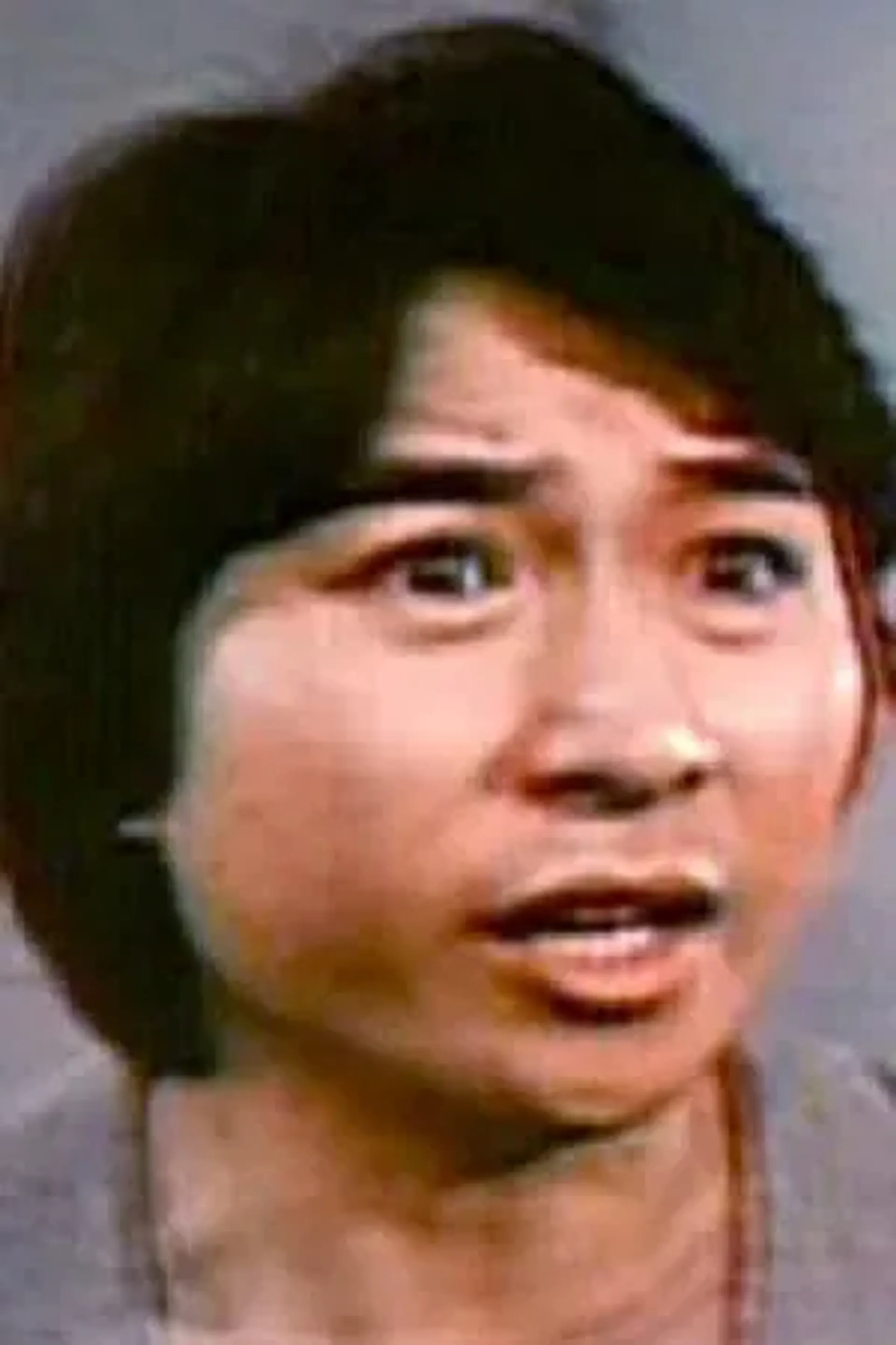 육주석