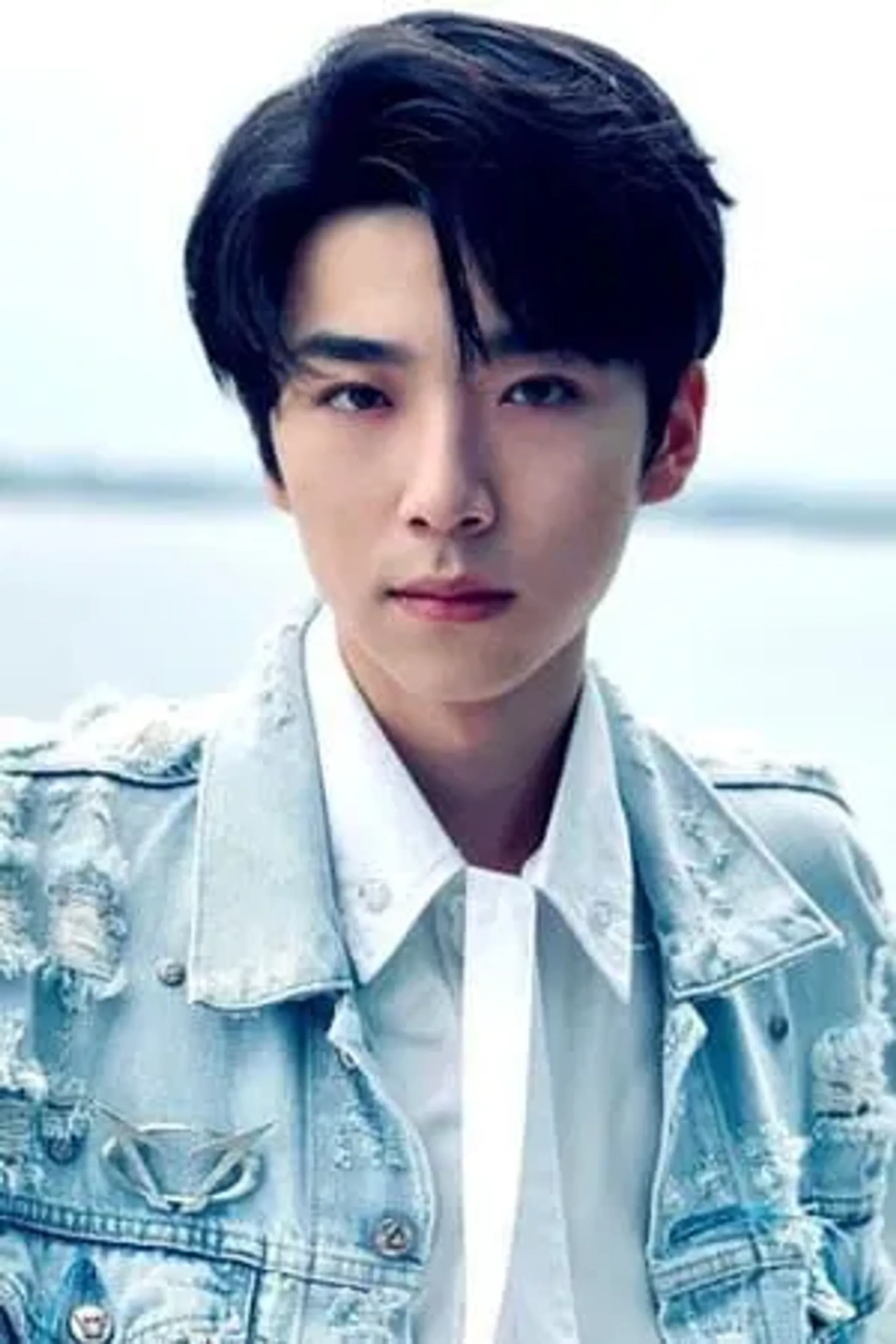 장쟈위엔