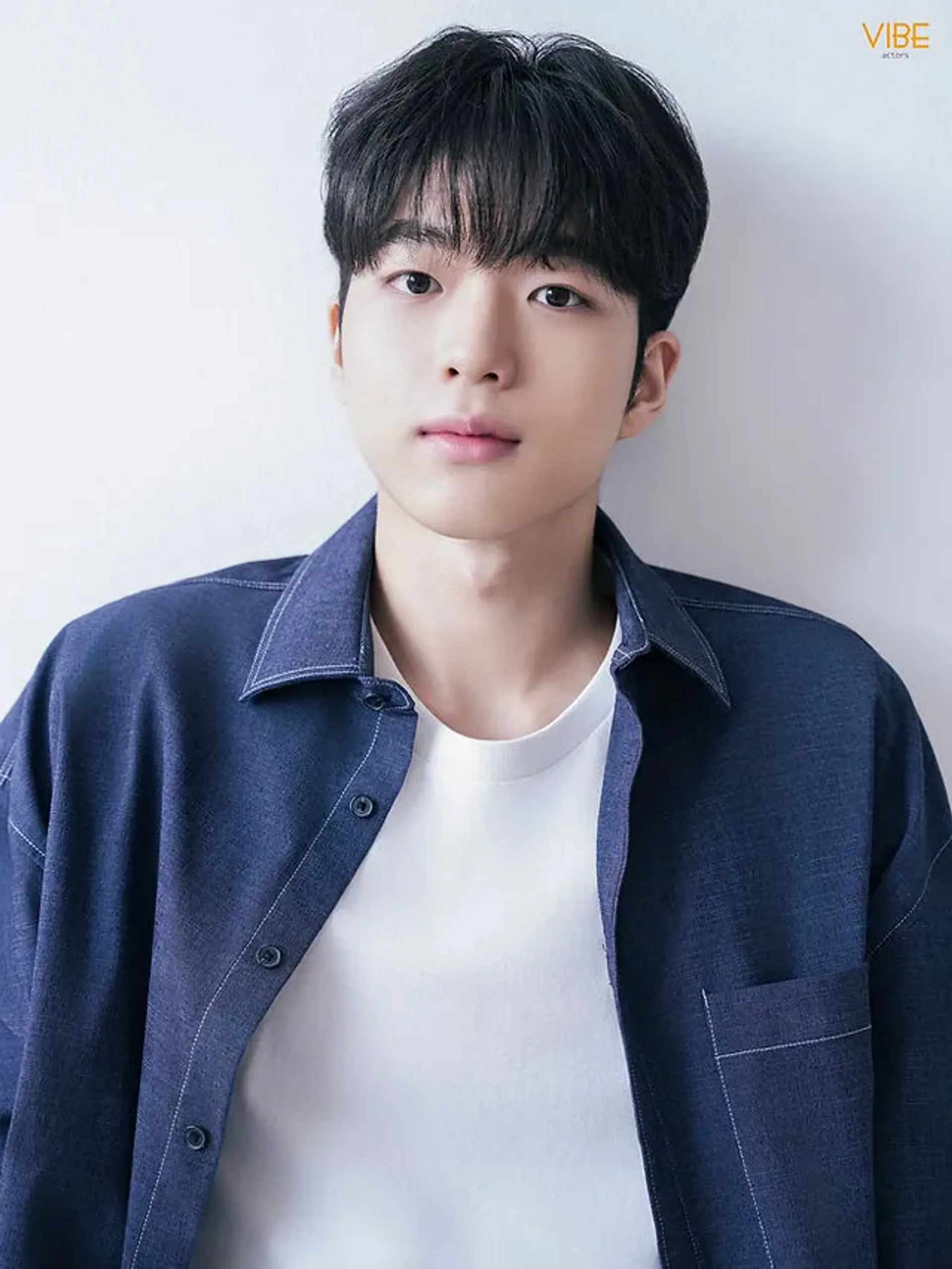 차강윤