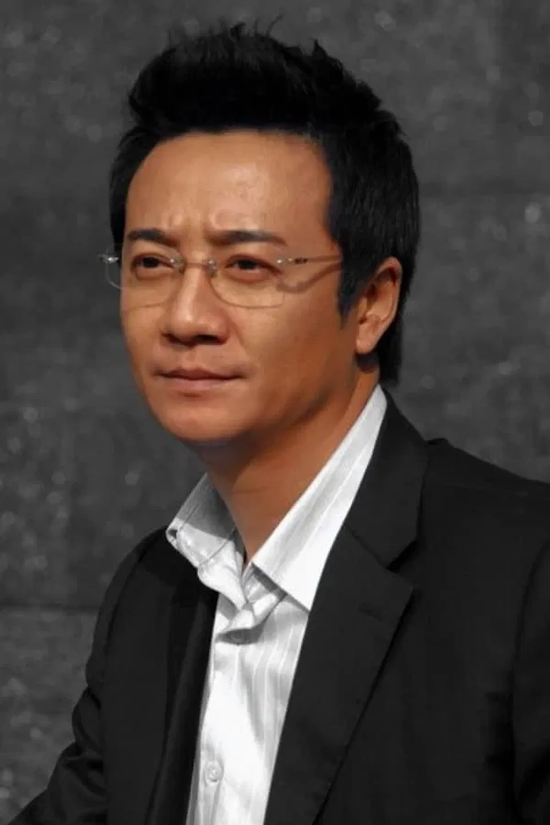 장얀