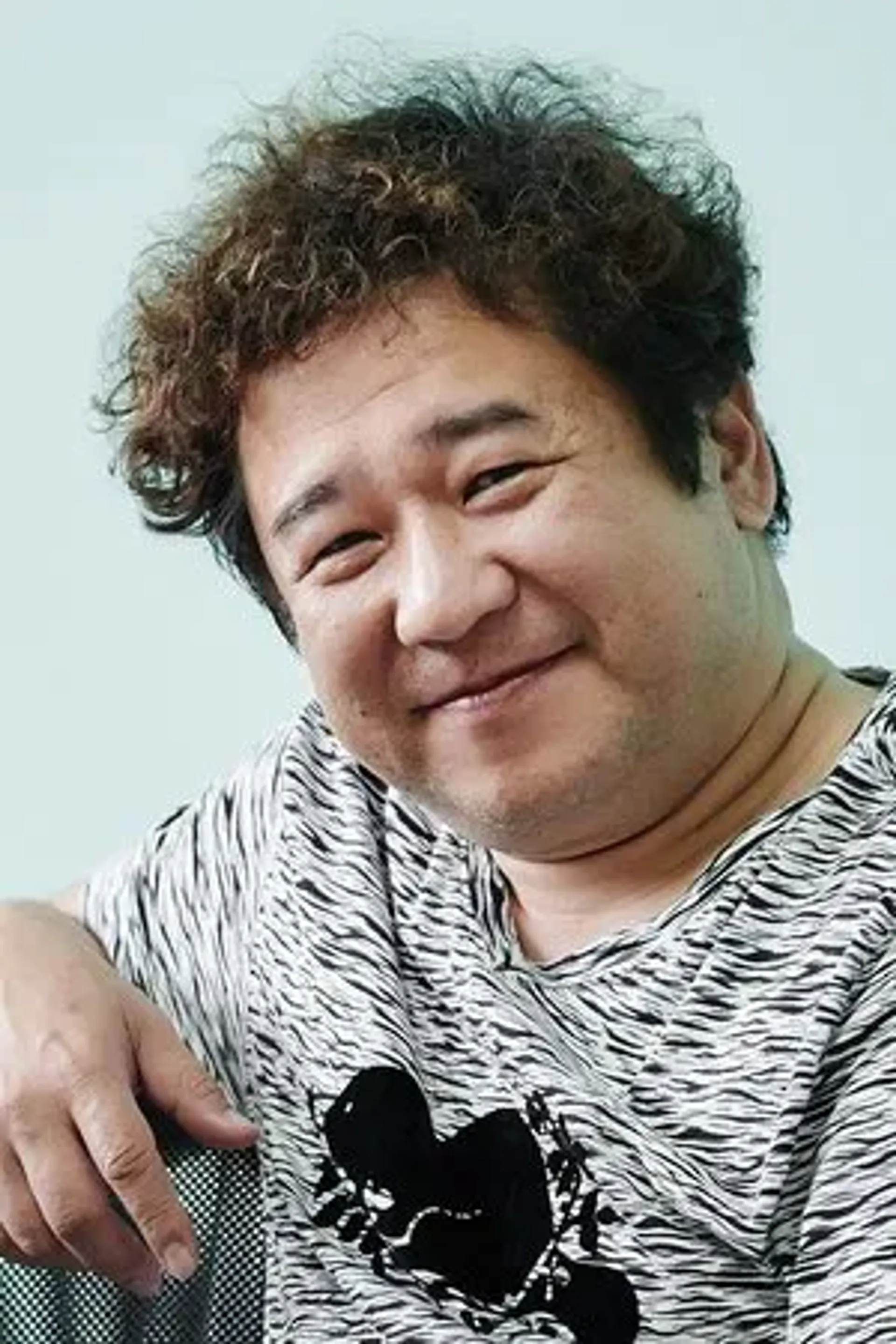취유닝