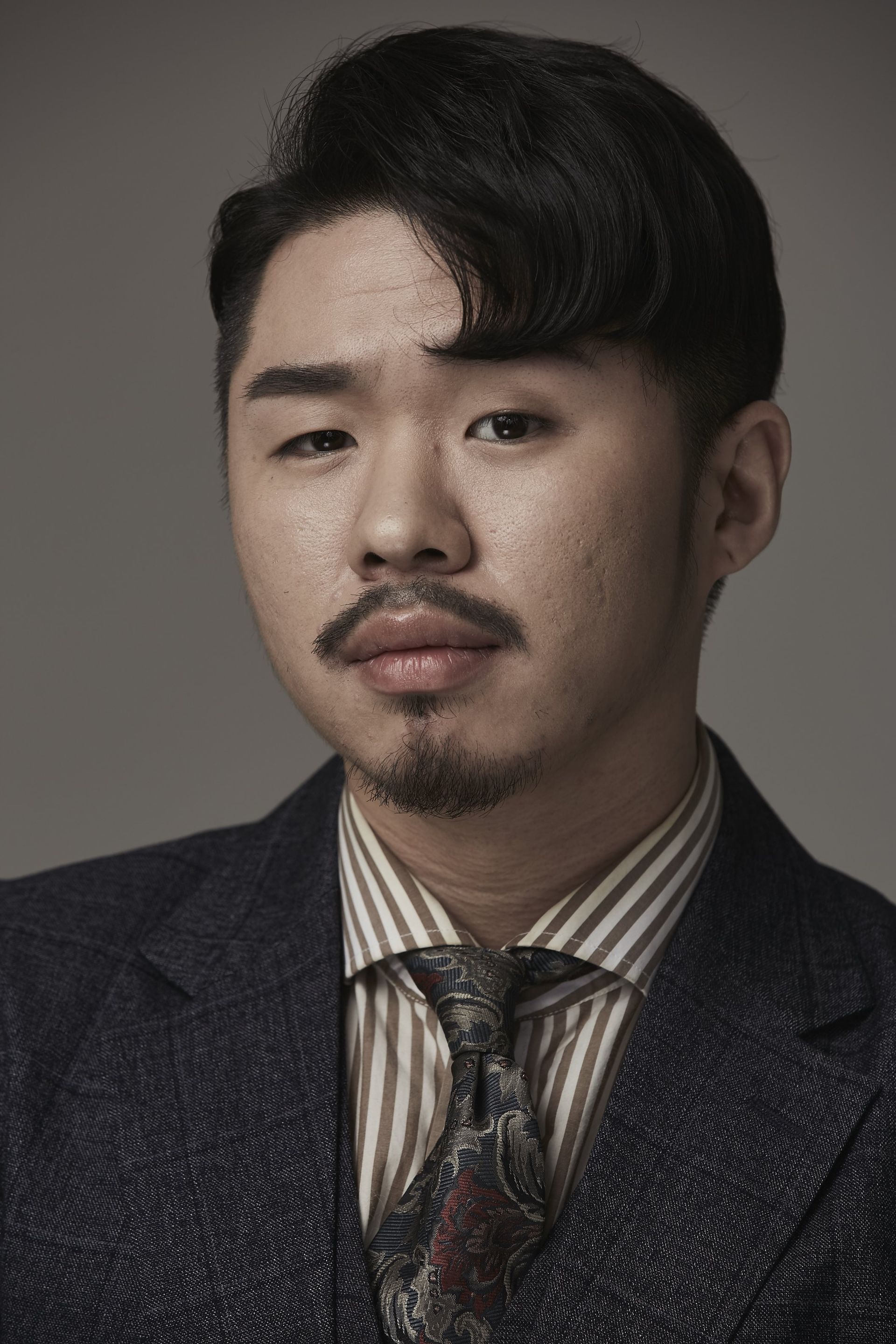 이우룡