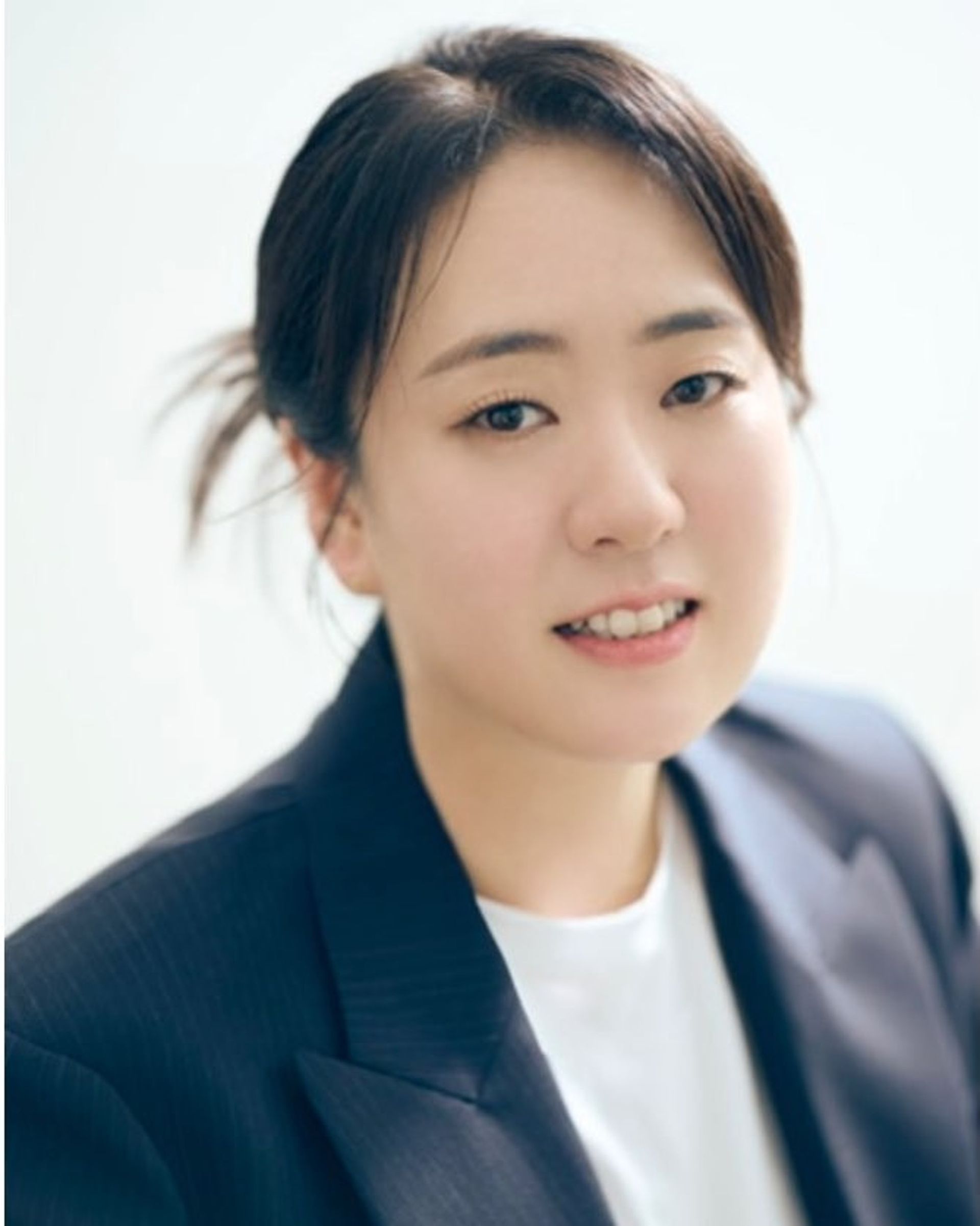 윤나라