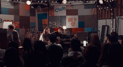 뮤직 앤 리얼리티